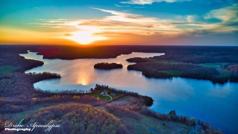 Отель Muskoka Escape Порт-Карлинг Экстерьер фото